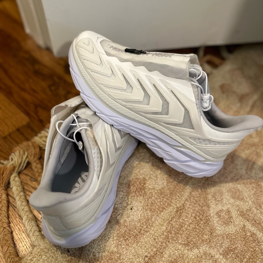 Project Clifton Womens Zip-Up Hokas